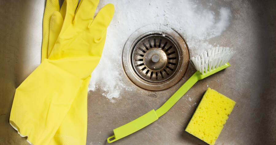 Powder Drain Cleaners: Safety and Usage Tips
